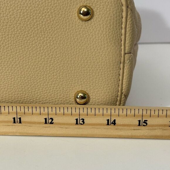 Grace Elizabeth Large Tote Style Purse - Picture 9 of 16